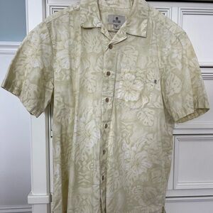 Solitude Men's Cream Floral / Hawaiian Shirt small
